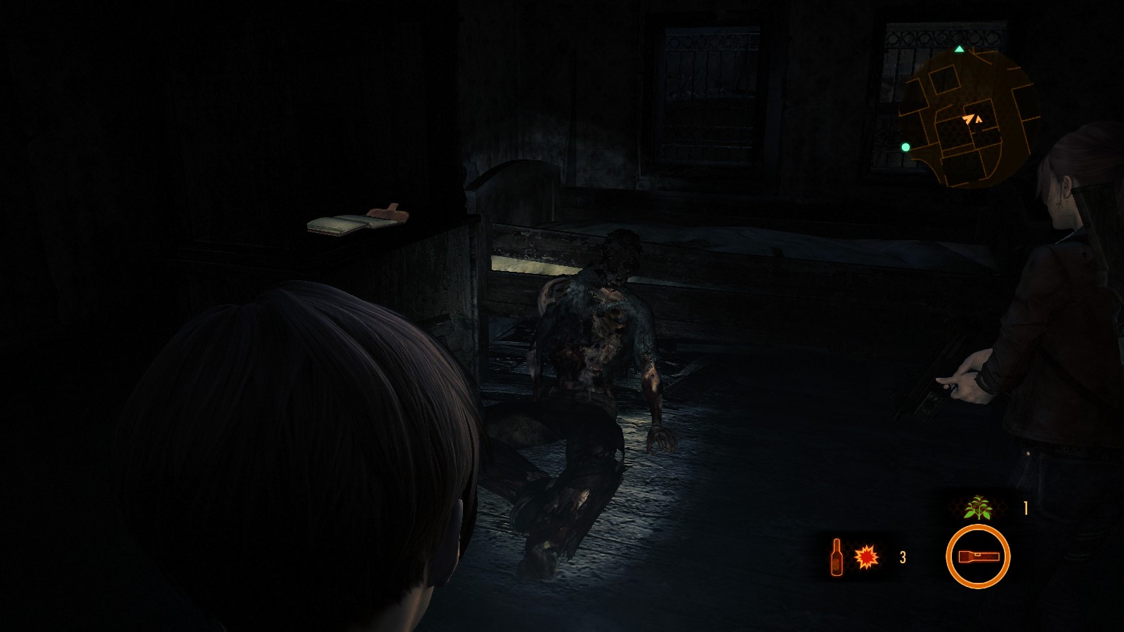 Resident Evil Revelations 2 també es juga molt bé amb l'aparell de Valve. 